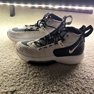 Nike Zoom team white